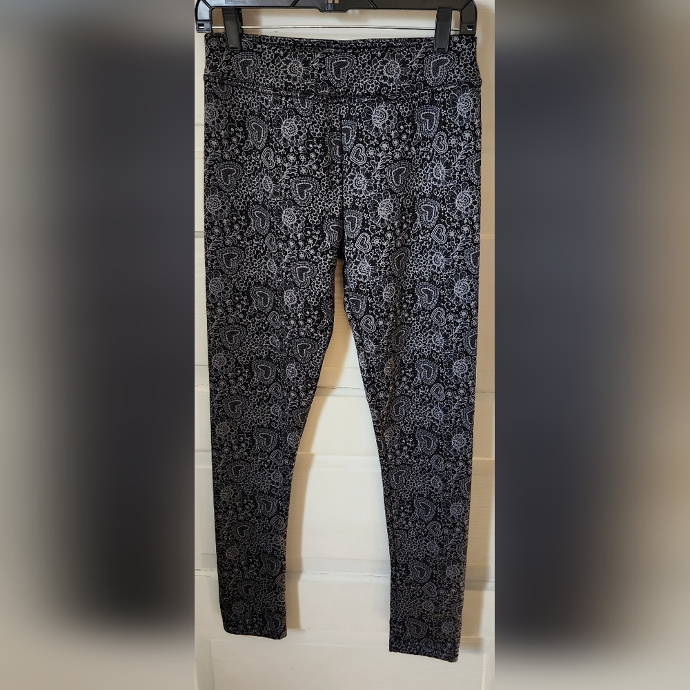 Women's Black and Grey Paisley Fleece Lined Leggings Serra Aldi size Medium